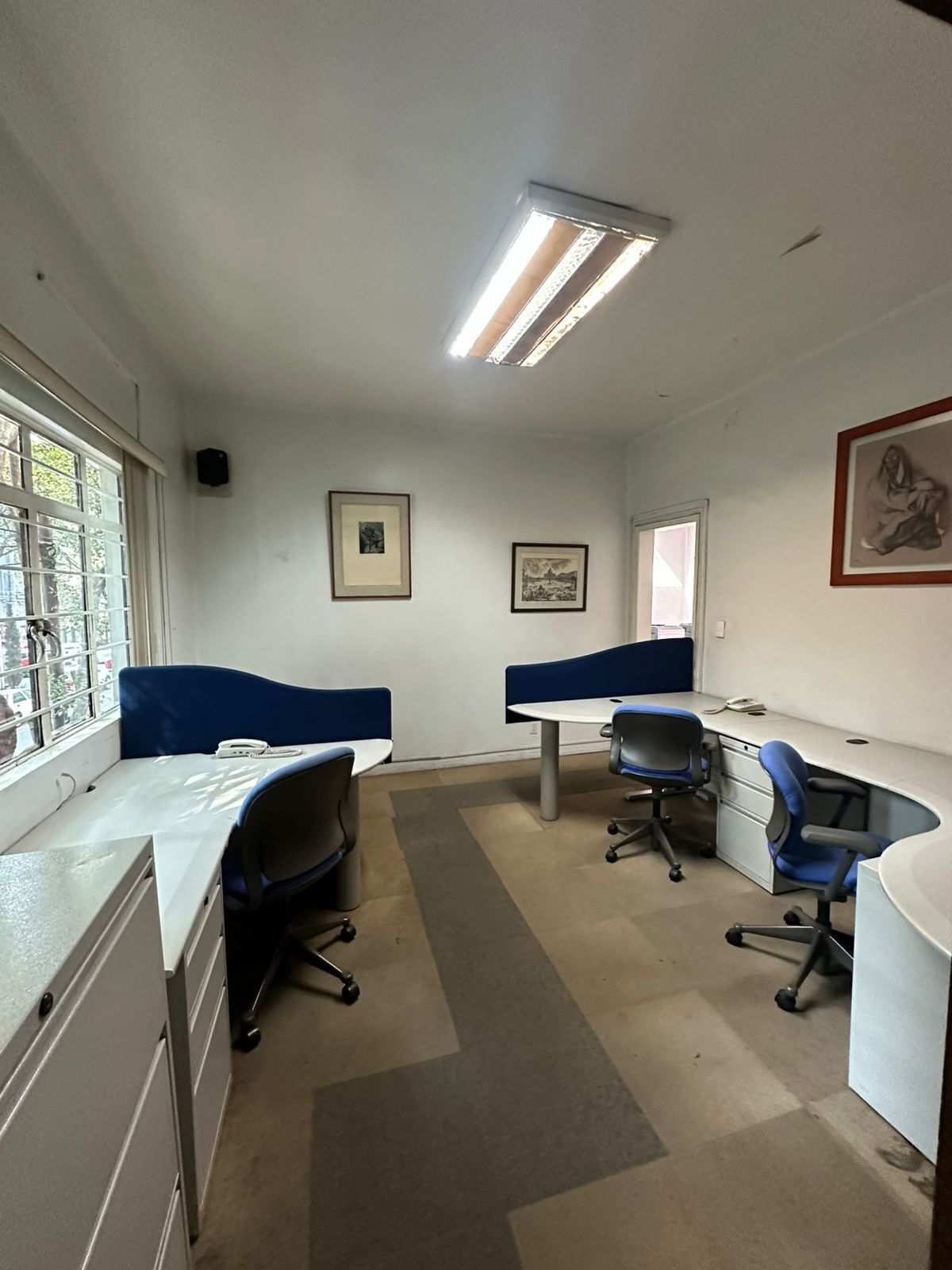 17 of 22: Estaciones de trabajo 2.