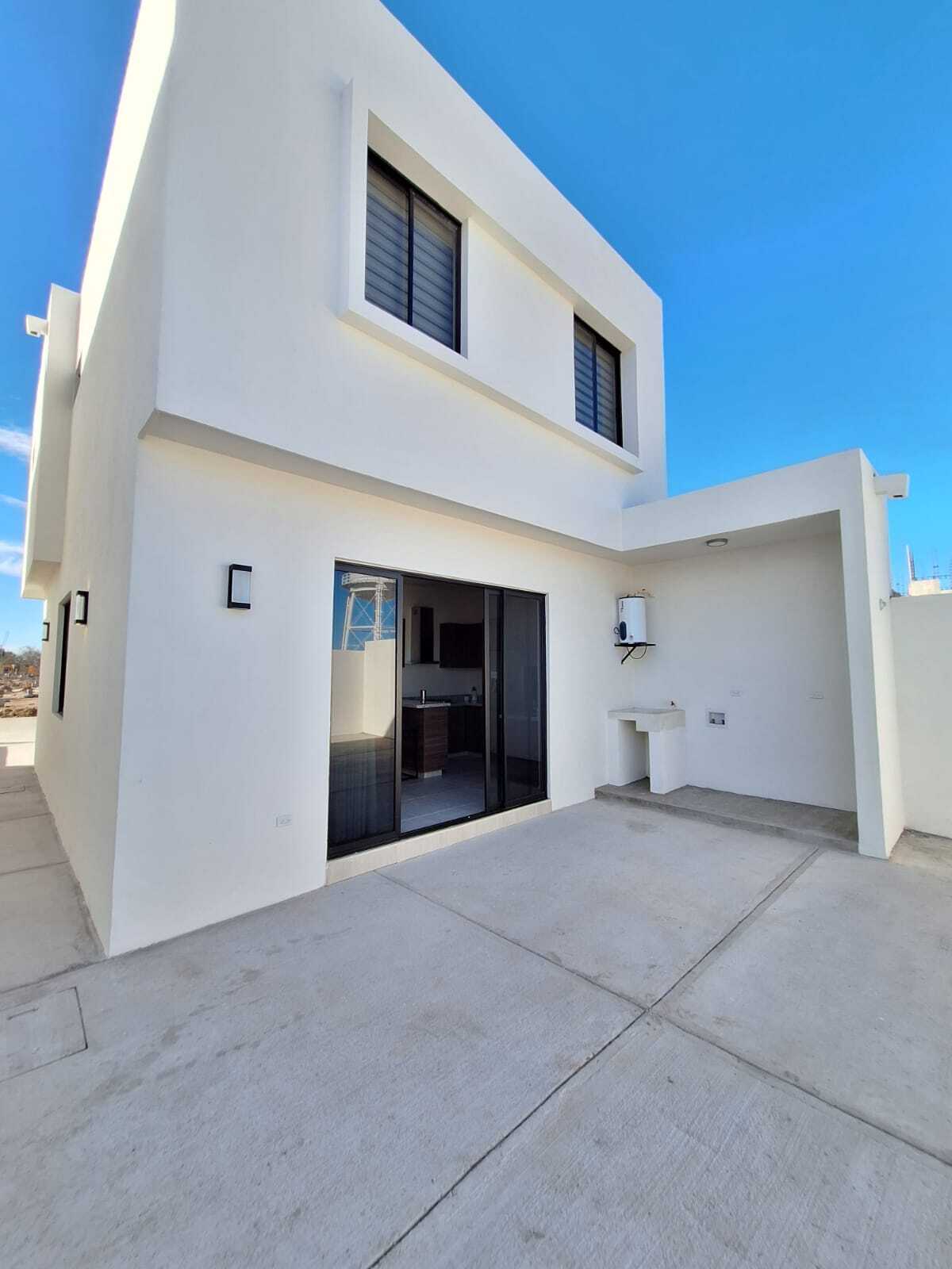 13 de 22: Área de lavado, patio