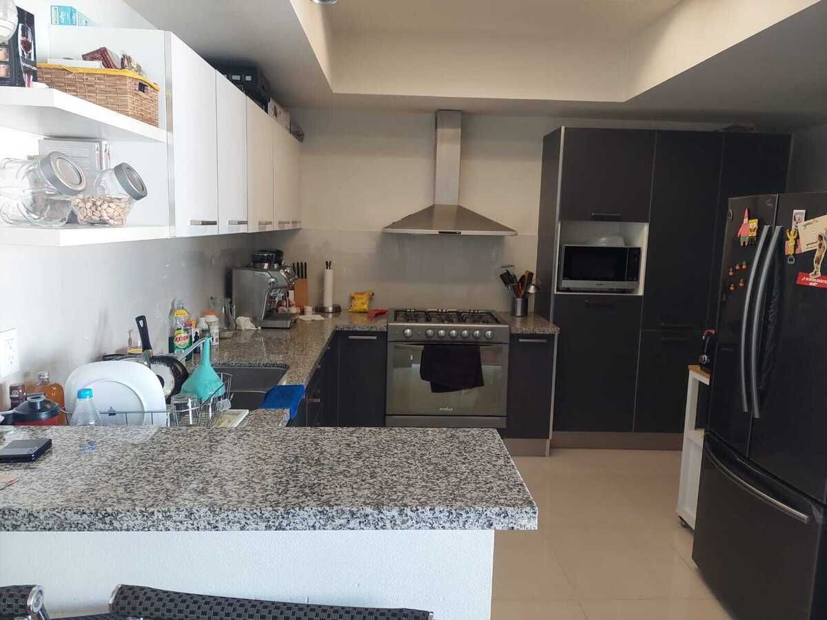 Apartment in Hacienda de las Palmas, Huixquilucan, photo 3 of 12