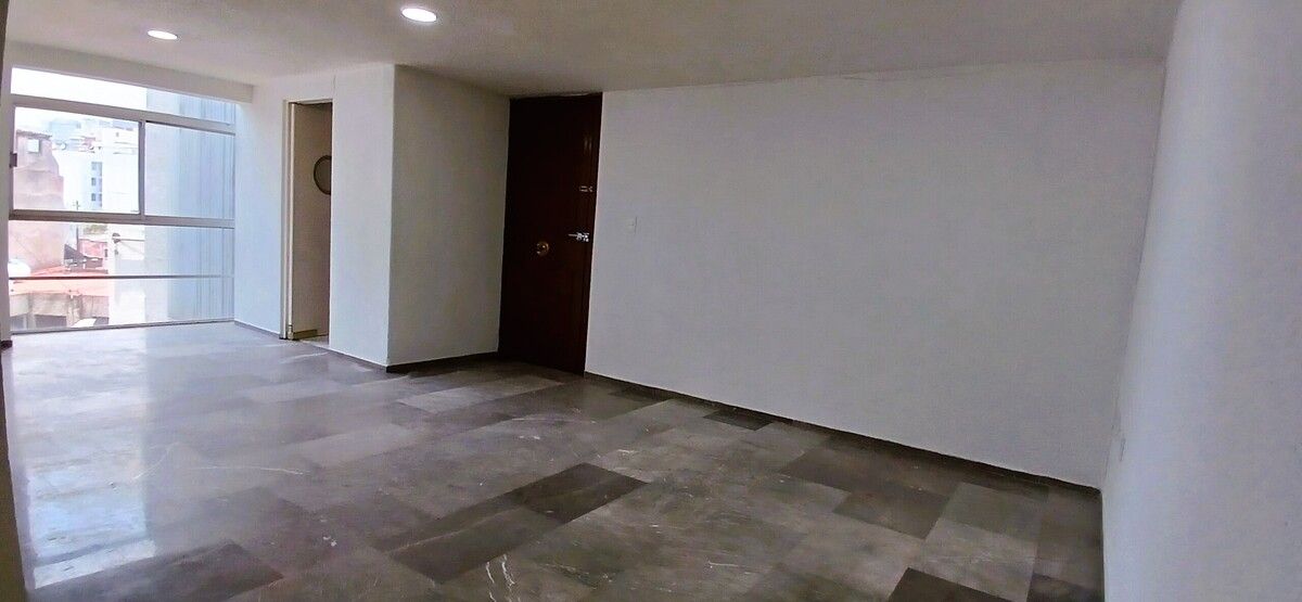 2 de 31: Estancia- comedor.