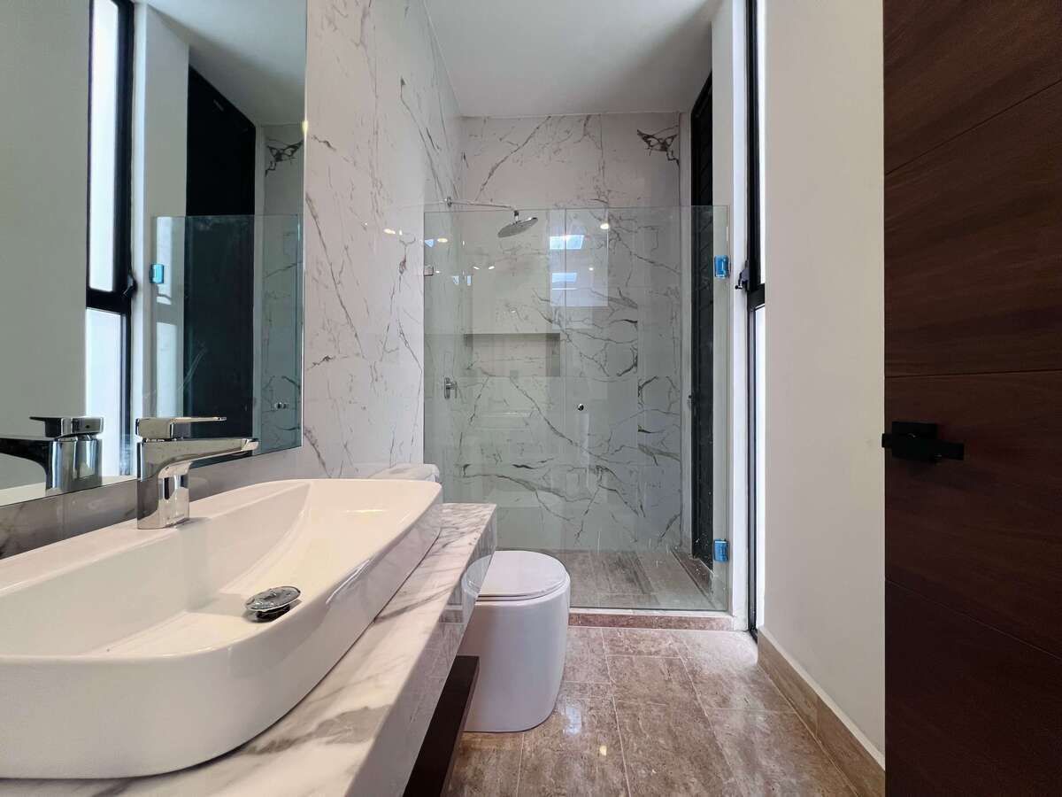 15 of 35: BAÑO RECÁMARA 2