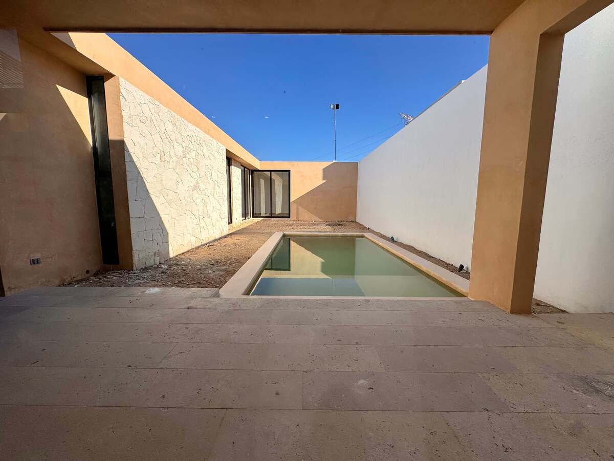 7 de 30: VISTA POSTERIOR