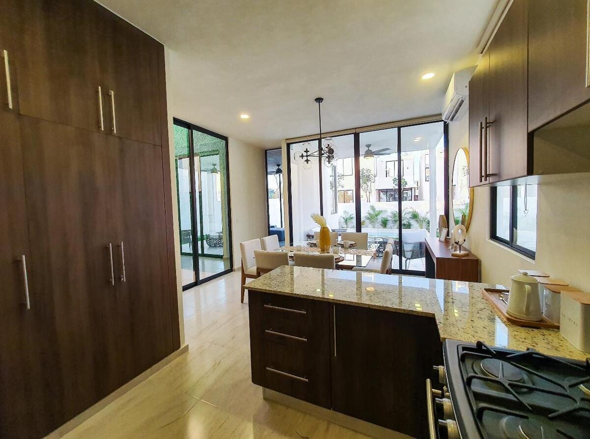 3 de 31: Casa en Venta Mérida