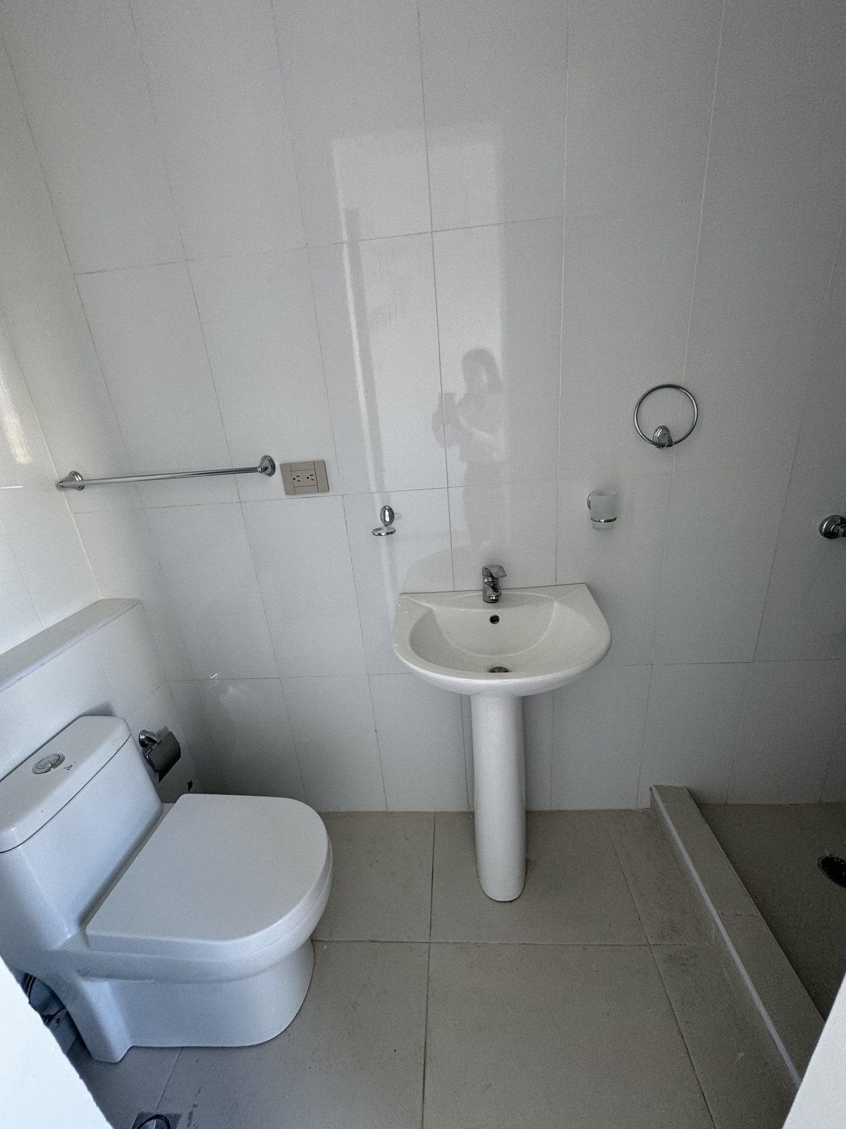 20 de 35: BANO SERVICIO