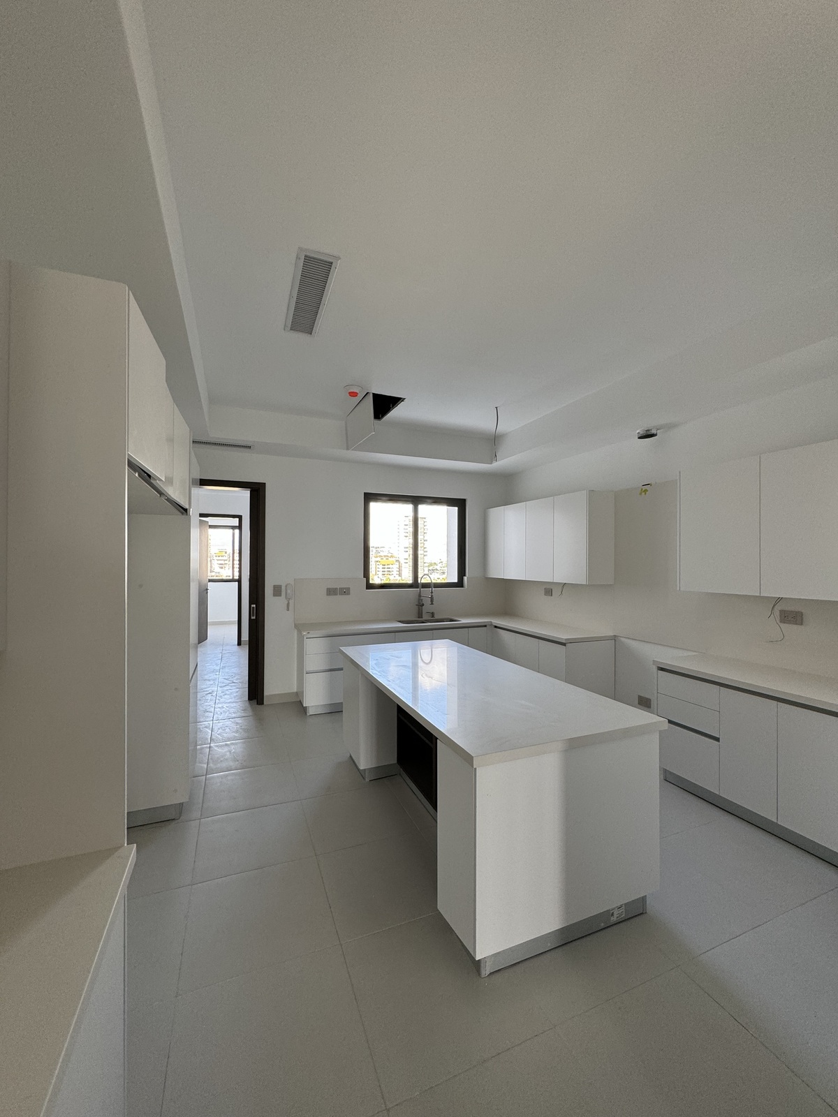 24 de 35: COCINA FRIA