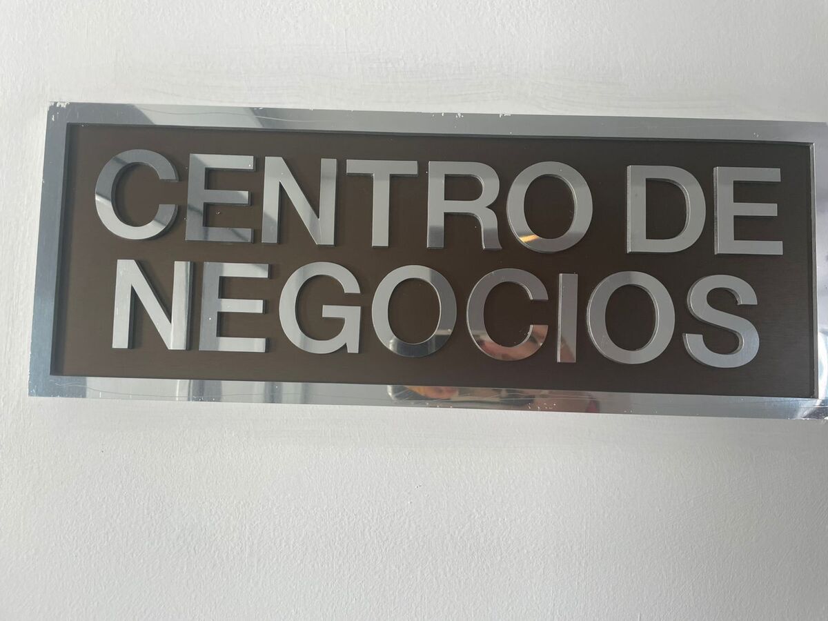 4 de 50