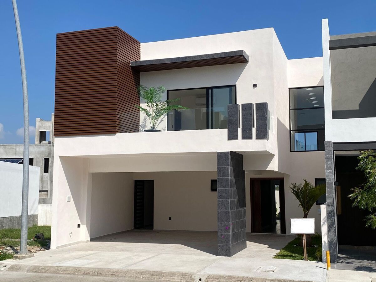 casa en venta Fracc. Lomas del Dorado
