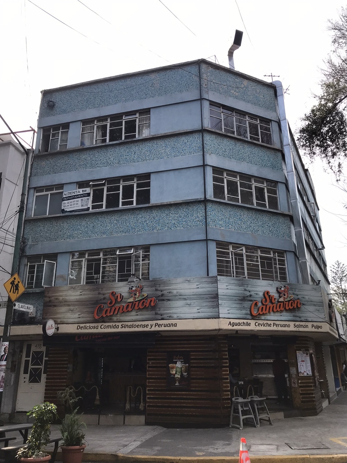 3 de 18