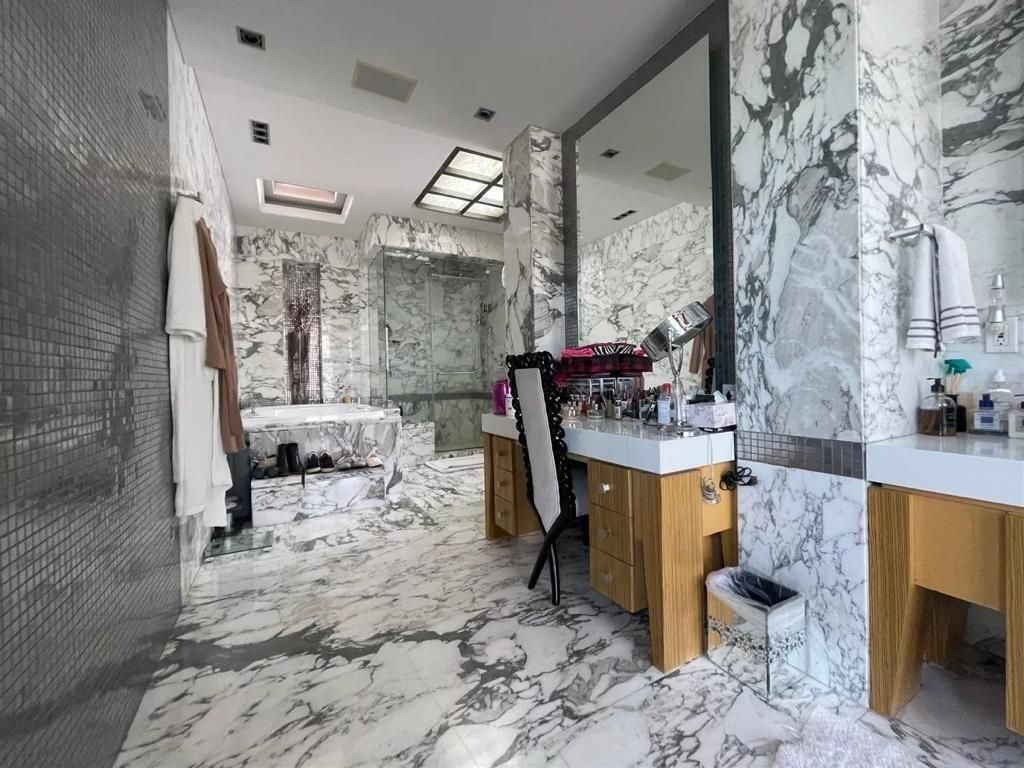 130, Paseo de los Tamarindos, Bosques de las Lomas, 05120 con 3 Recámaras, 600 Metros Cuadrados, 3 Baños y 4 Puestos de Estacionamiento 130, Paseo de los Tamarindos, Bosques de las Lomas, 05120 con 3 Recámaras, 600 Metros Cuadrados, 3 Baños y 4 Puestos de Estacionamiento
