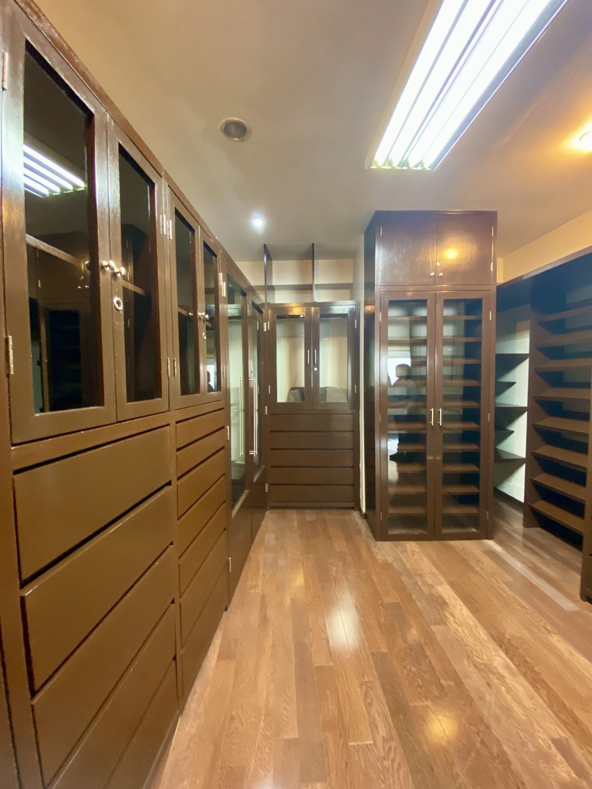 10 de 44: closet vestidor