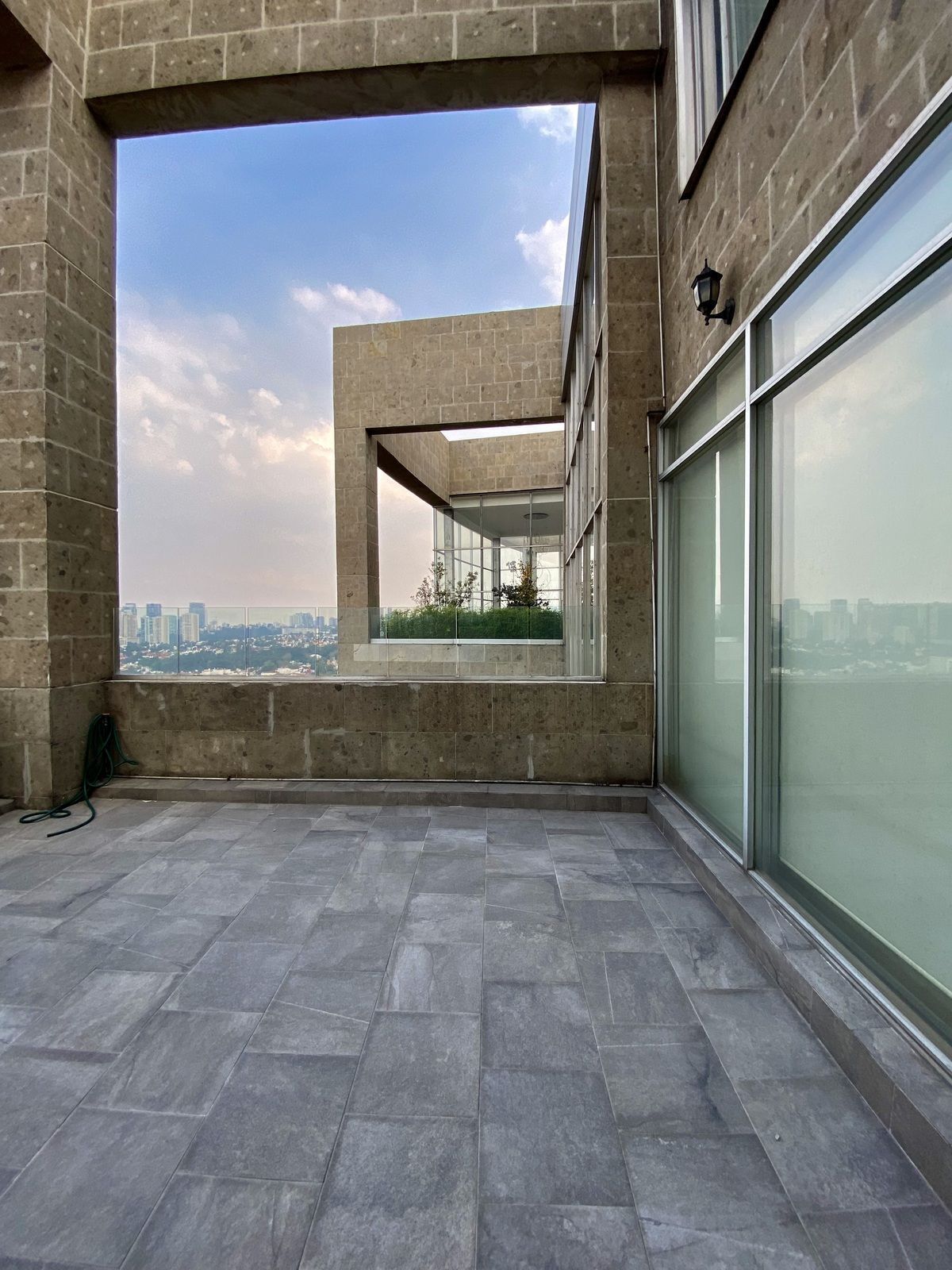 2 de 44: terraza privada