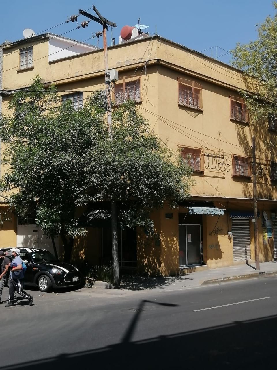 2 de 4