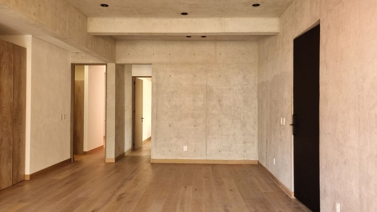5 de 34: Sala desde balcón