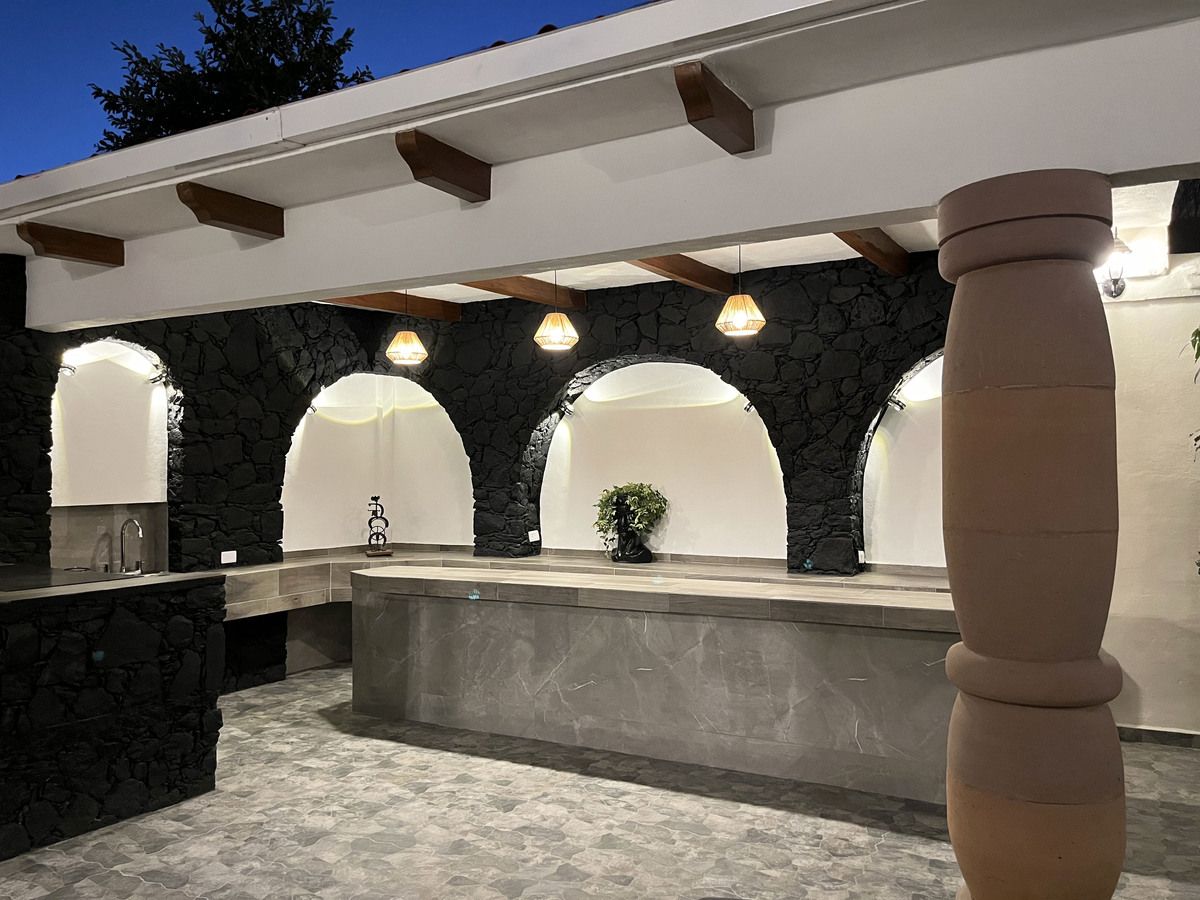 14 de 27: jardín de noche