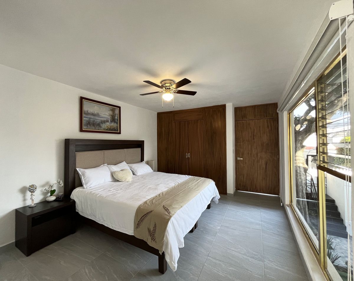 25 de 27: habitación principal