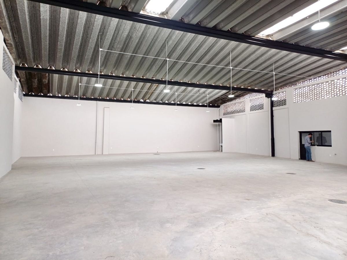 Bodega comercial en San Juan de Dios, Guadalajara, foto 2 de 11
