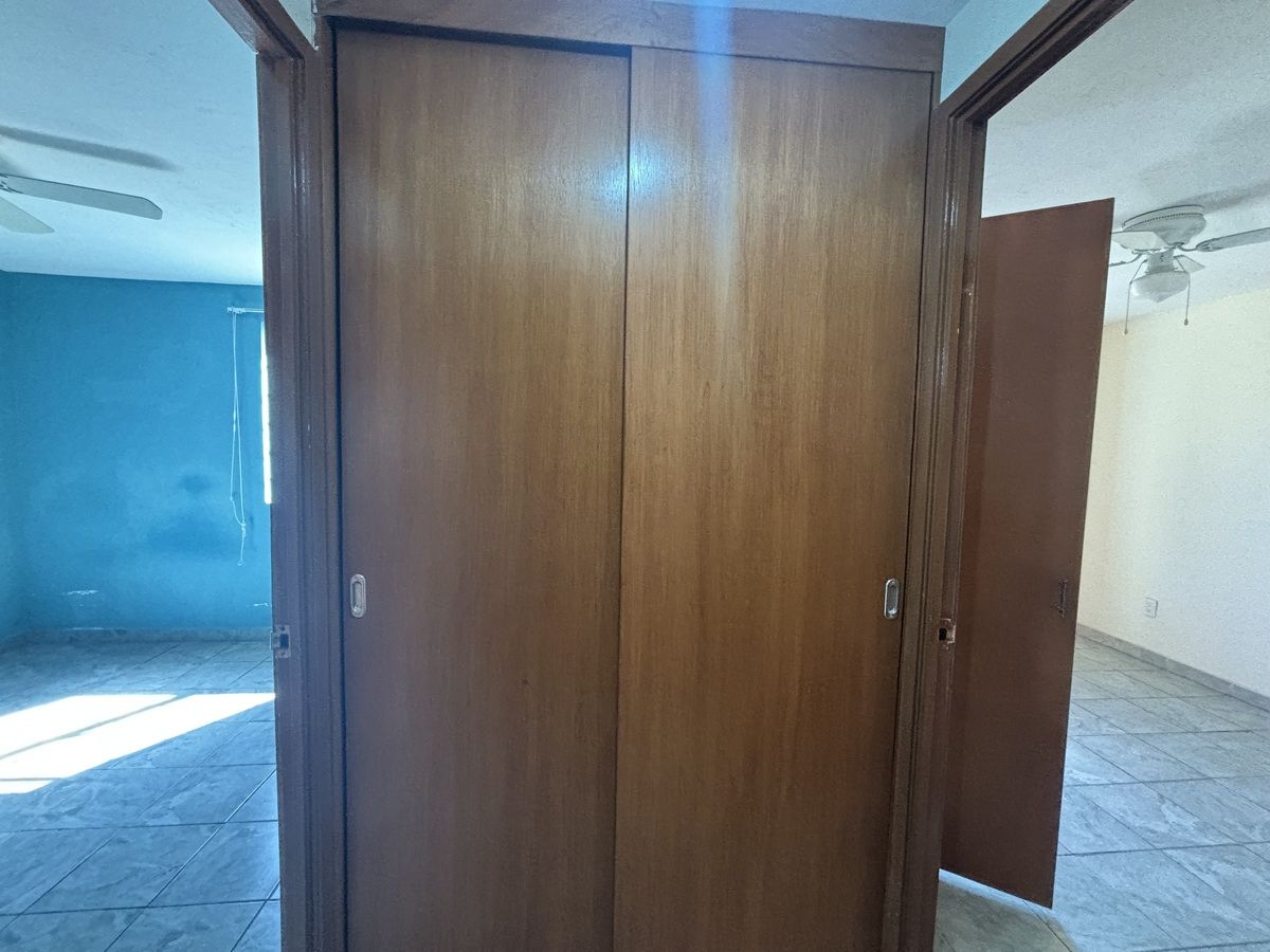 10 de 10: Clóset recámara 2