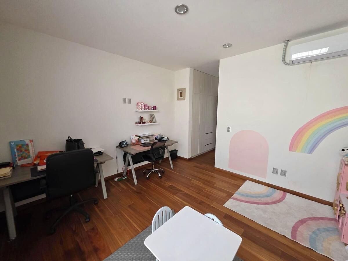 21 de 25: Recámara secundaria 2