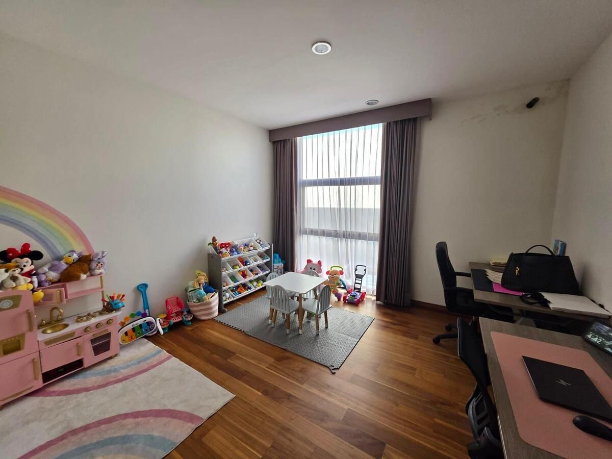 22 de 25: Recámara secundaria 2