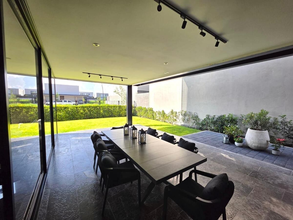 5 de 25: Terraza techada