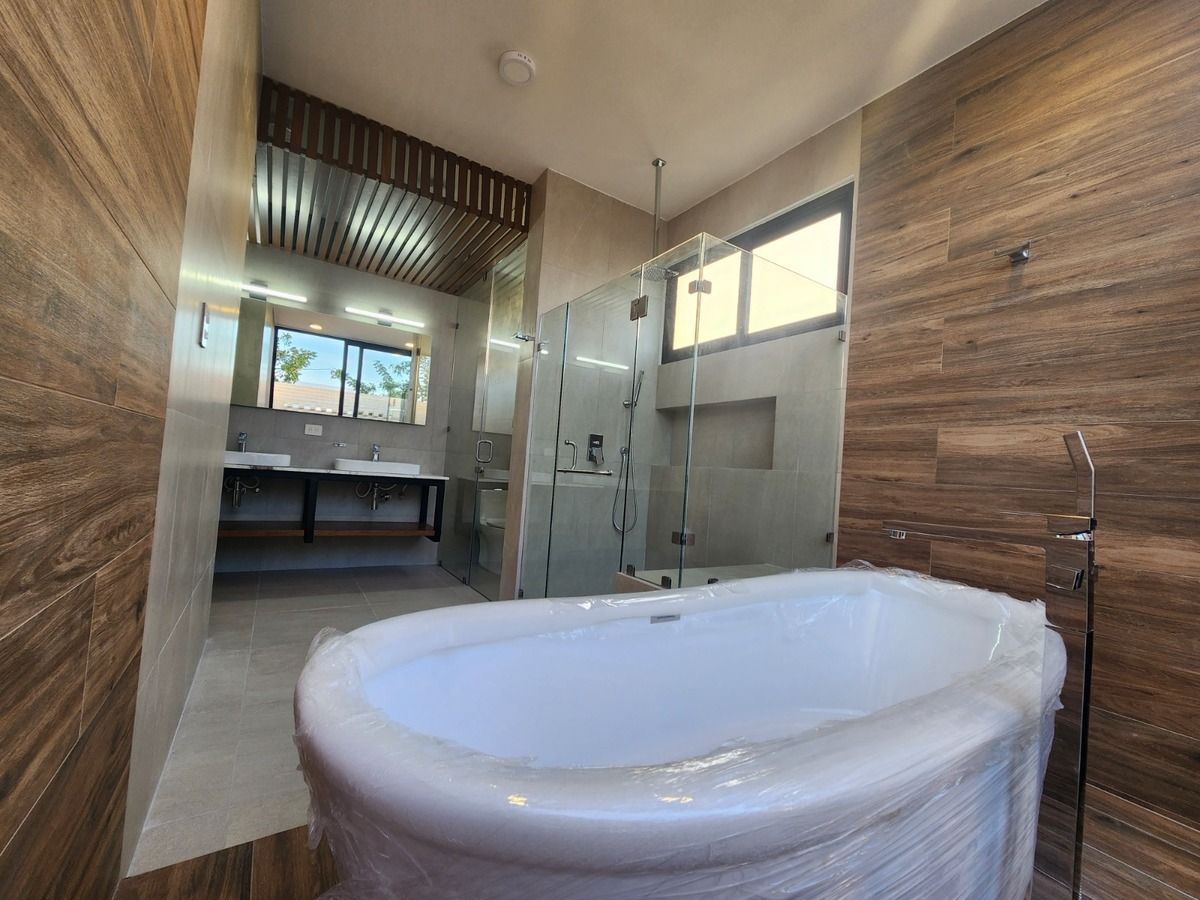 17 de 26: Baño, Habitación Principal