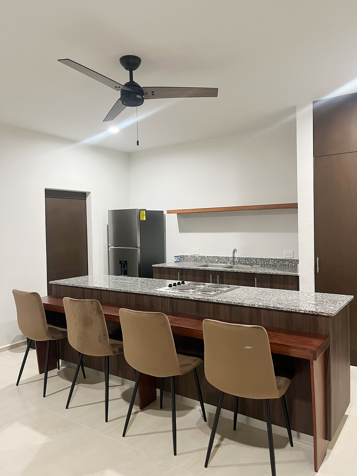 2 of 24: Comedor - Cocina