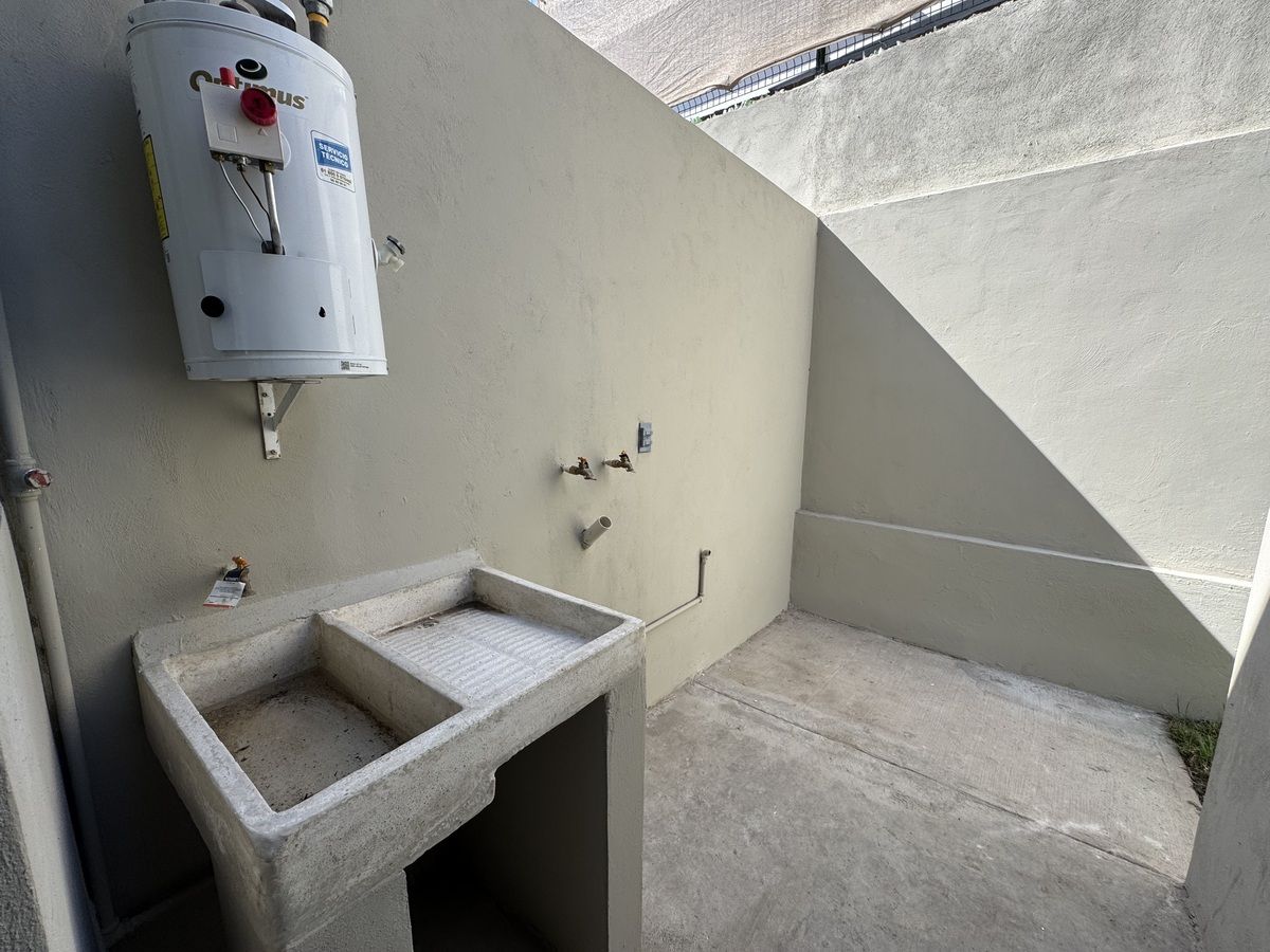 4 de 19: Patio de lavado