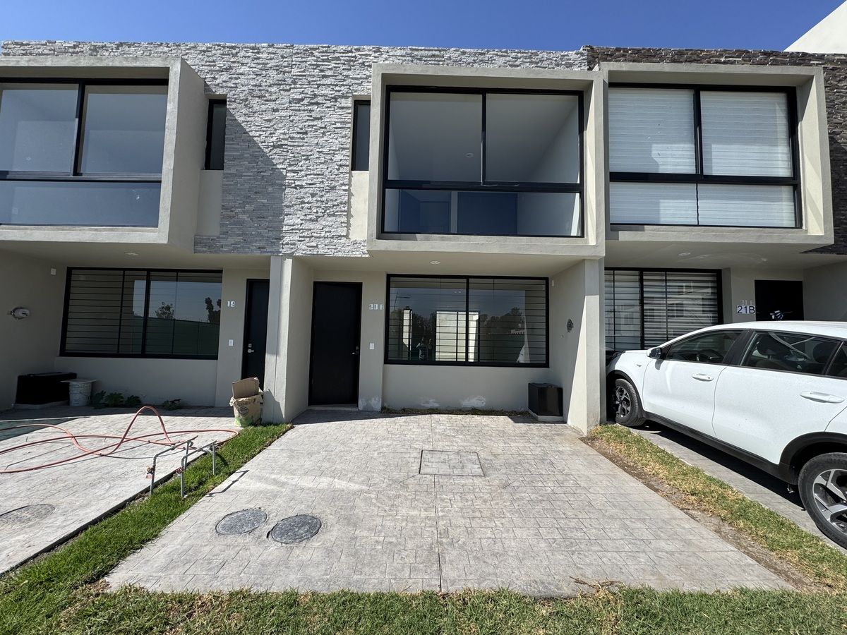 1 de 19: Cochera para 2 autos