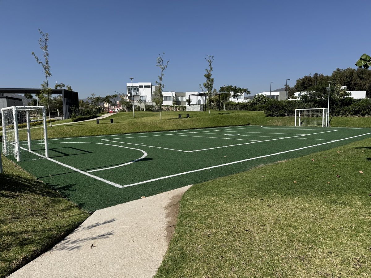 16 de 19: Cancha de futbol