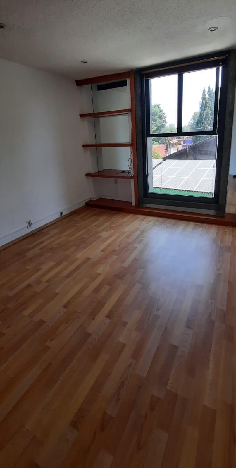 Oficina en Miguel Ángel de Quevedo