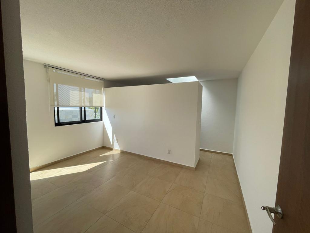 8 de 28: RECAMARA PRINCIPAL