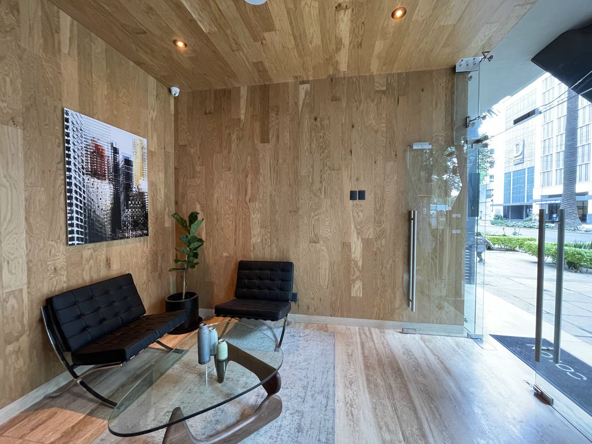 28 de 37: Lobby