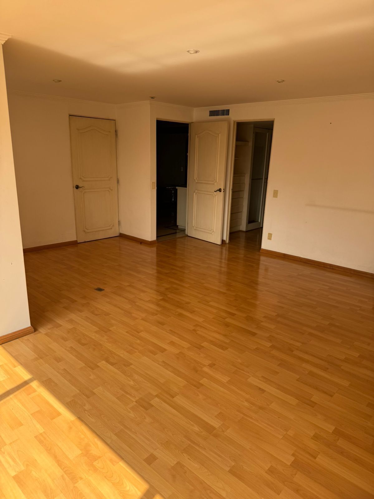 Departamento 2 Rec. en Renta en Bosques De Las Reforma | 192m² | $9,500,000 | Luxxu