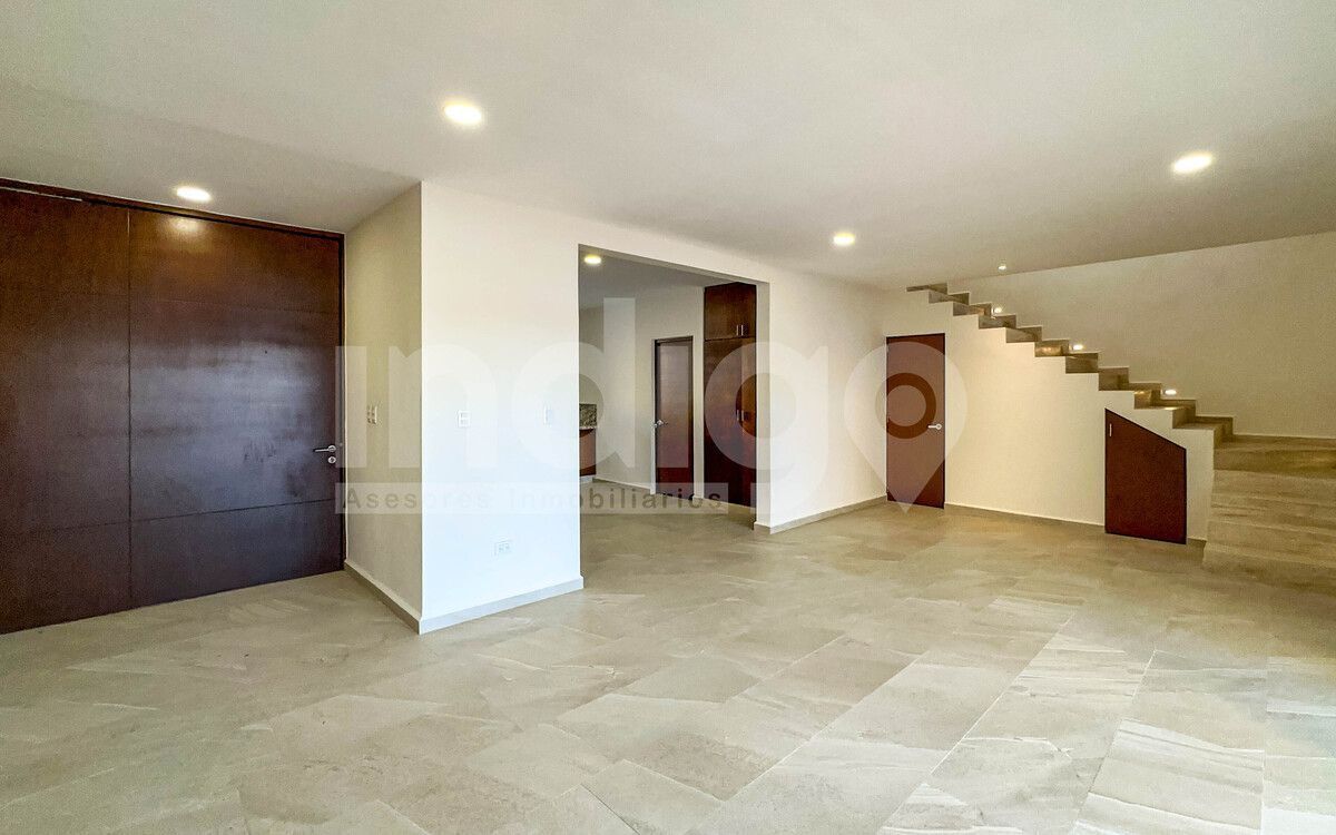 5 de 49: Sala / Comedor Corridos