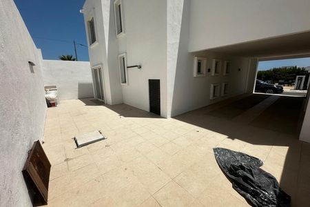 CASA EN SANTA BARBARA