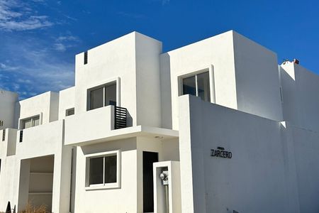 CASA EN SANTA BARBARA