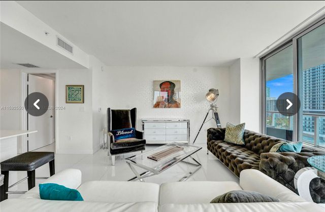 Departamento en Hallandale Beach, foto 3 de 22