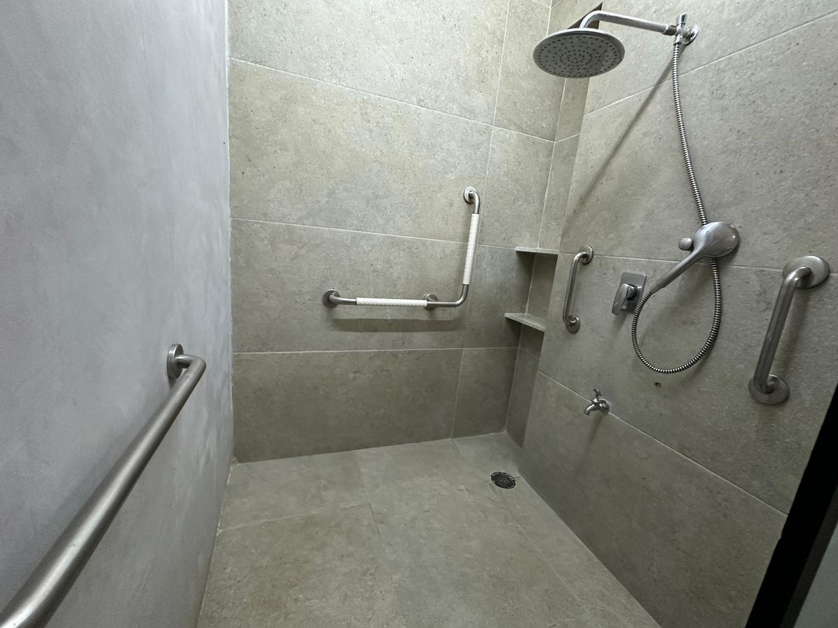 8 de 15: Baño en PB