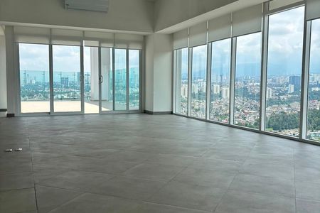 Exclusivo Penthouse en Bosque Real