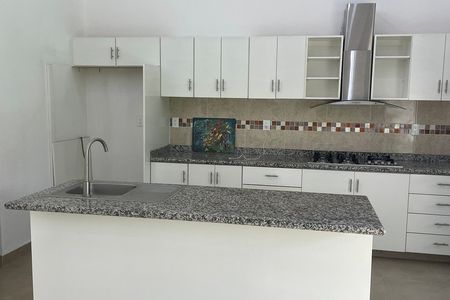 Casa de Una Planta con Jardín y Alberca | Lomas de Cocoyoc