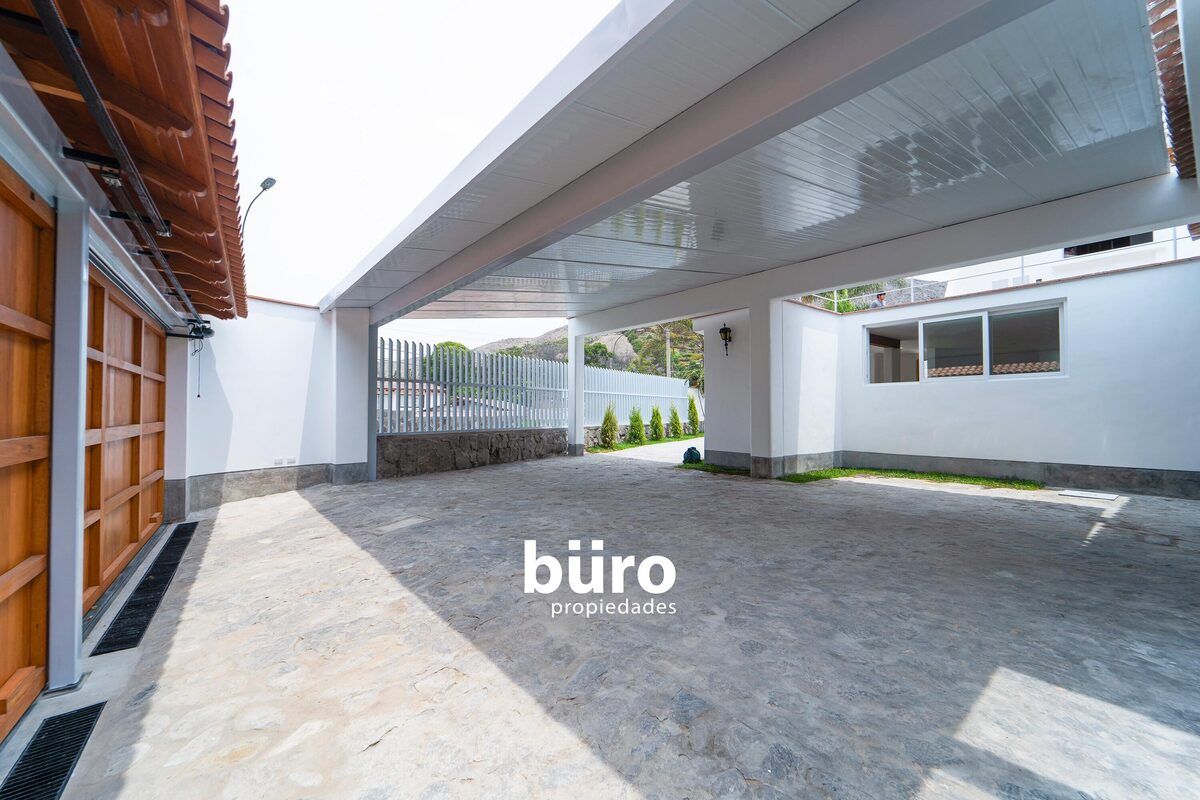 26 de 29: Estacionamientos