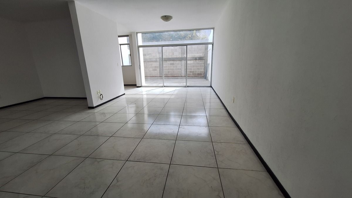 15 de 34: Venta Casa, 3 recamaras Corregidora Queretaro