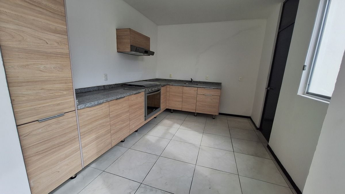 16 de 34: Venta Casa, 3 recamaras Corregidora Queretaro