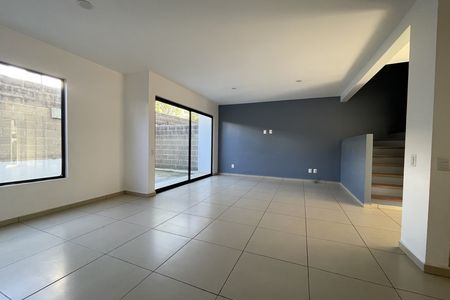 EB-RX8472