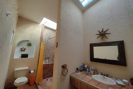 CASA EN VENTA EN FRACC. BRISAS DE CUAUTLA, CUAUTLA, MOR. ESCRITURADA.