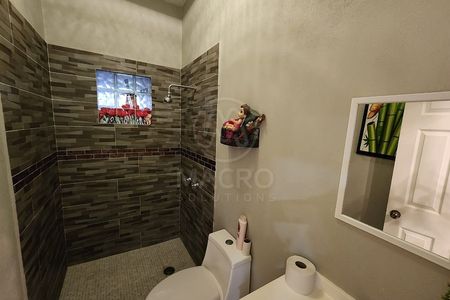 CASA EN VENTA EN COL. GABRIEL TEPEPA, CUAUTLA, MOR. CON DEPARTAMENTO Y JARDÍN