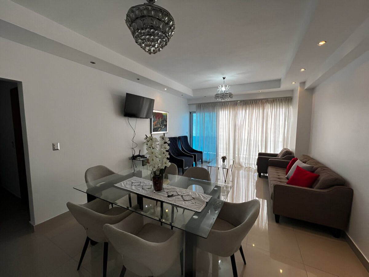3 of 19: Sala - Comedor