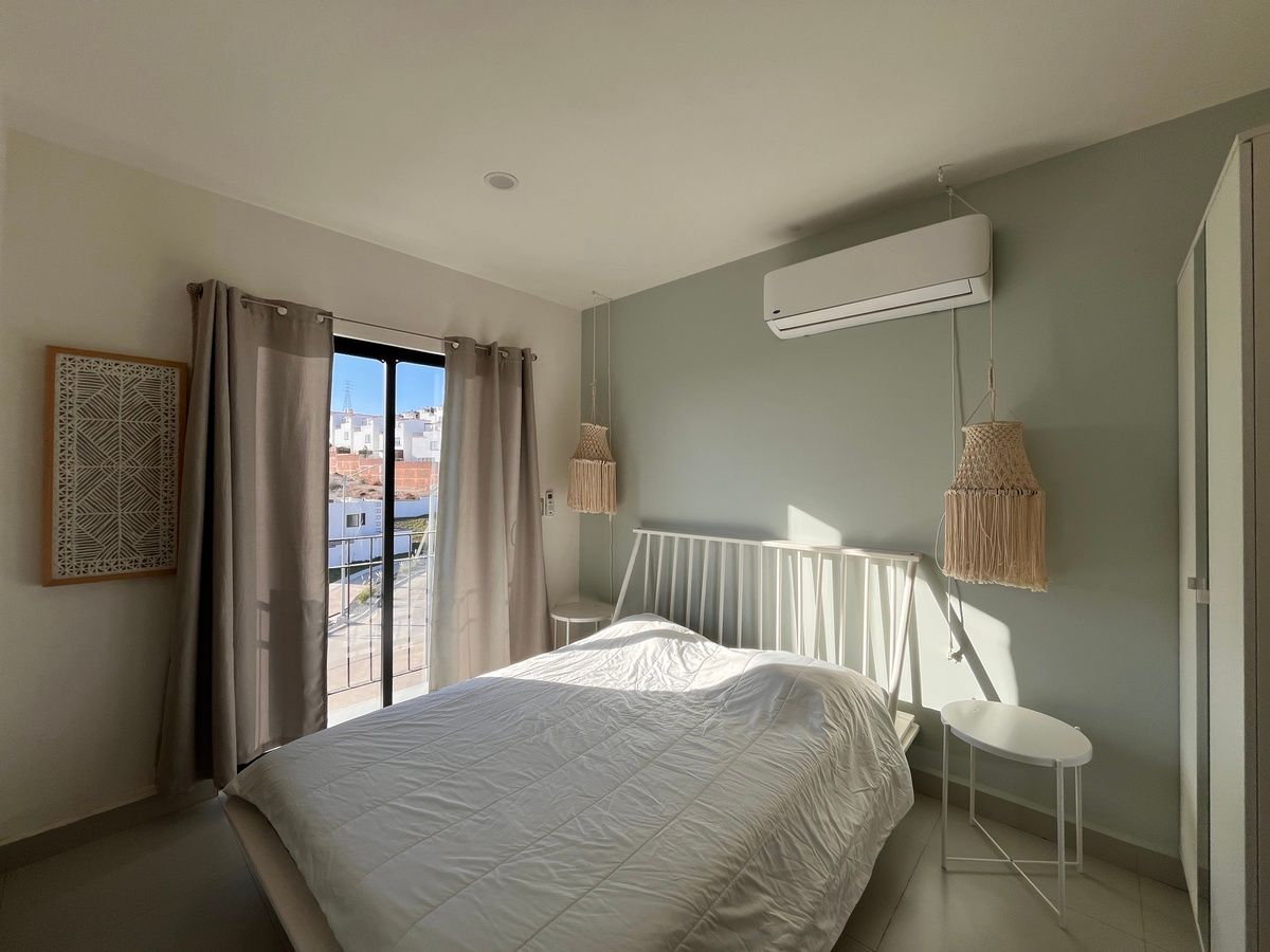 13 de 32: 2da. Habitación Cama Queen, closet, aire acondicionado.