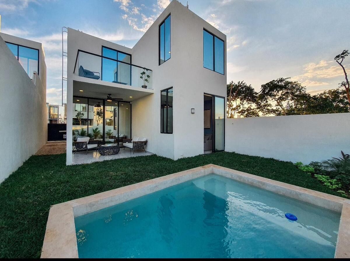 1 de 34: Casa en Venta Mérida
