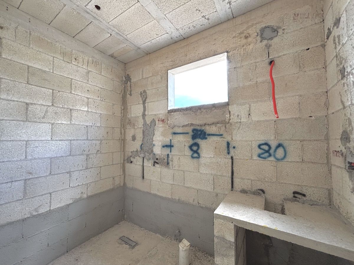 15 de 27: BAÑO